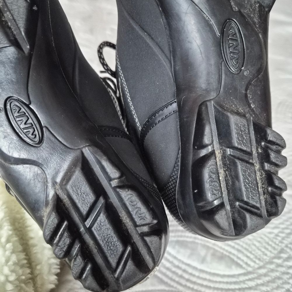 Rossignol Women's Black and Gray Cross Country Ski Boots $45 - Picture 15 of 16